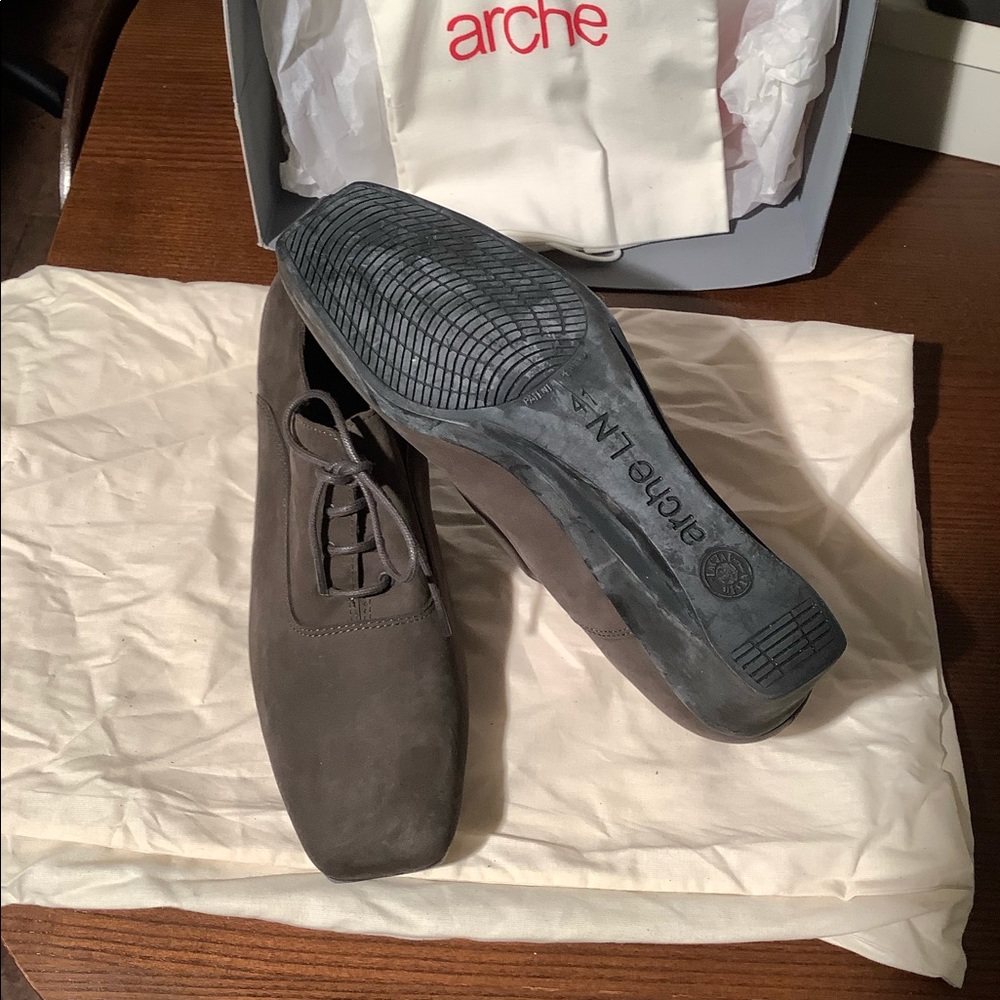Arche Shoes - Picture 3 of 3
